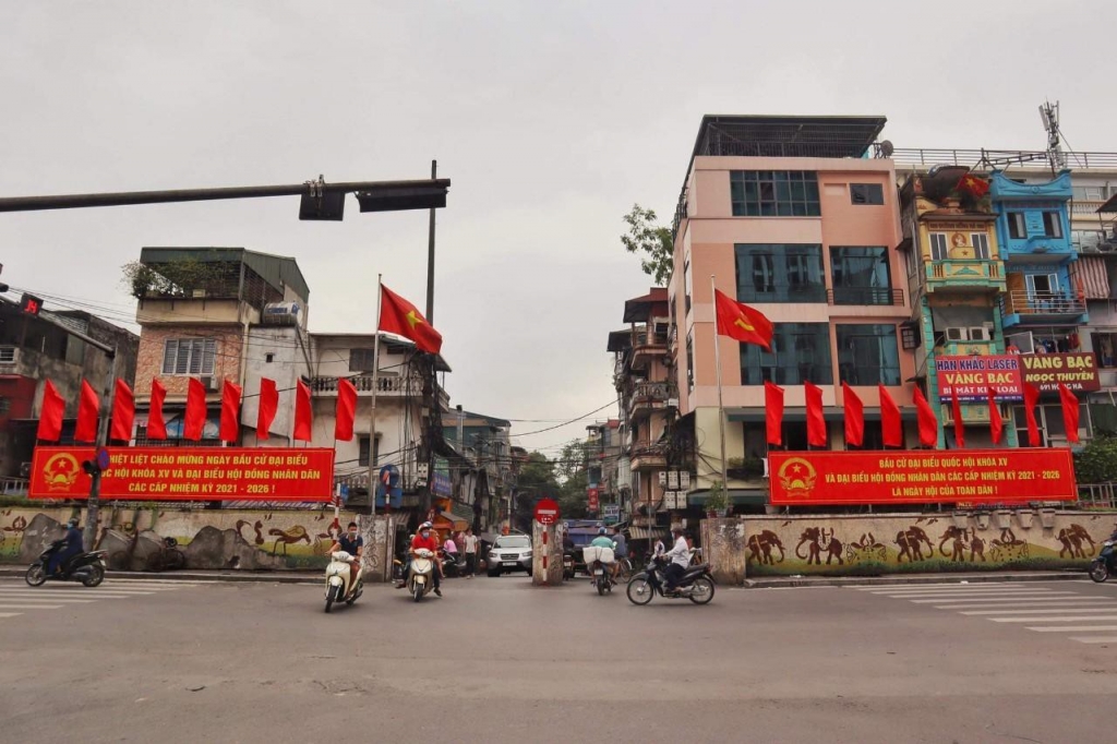Hà Nội rực rỡ trước ngày bầu cử Hà Nội rực rỡ trước ngày bầu cử