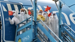 Vietnam Airlines vận chuyển miễn phí nhân lực cùng hành lý để phòng chống dịch cho Bắc Ninh, Bắc Giang