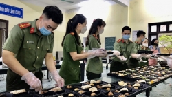 Công an tỉnh Thái Bình và những bữa cơm gia đình nơi tuyến đầu chống dịch