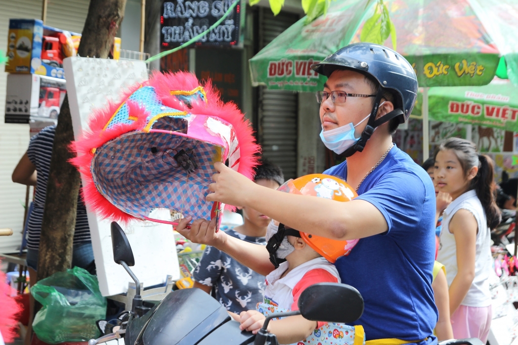 Đầu lân sư – đồ chơi yêu thích của cả trẻ em và người lớn 