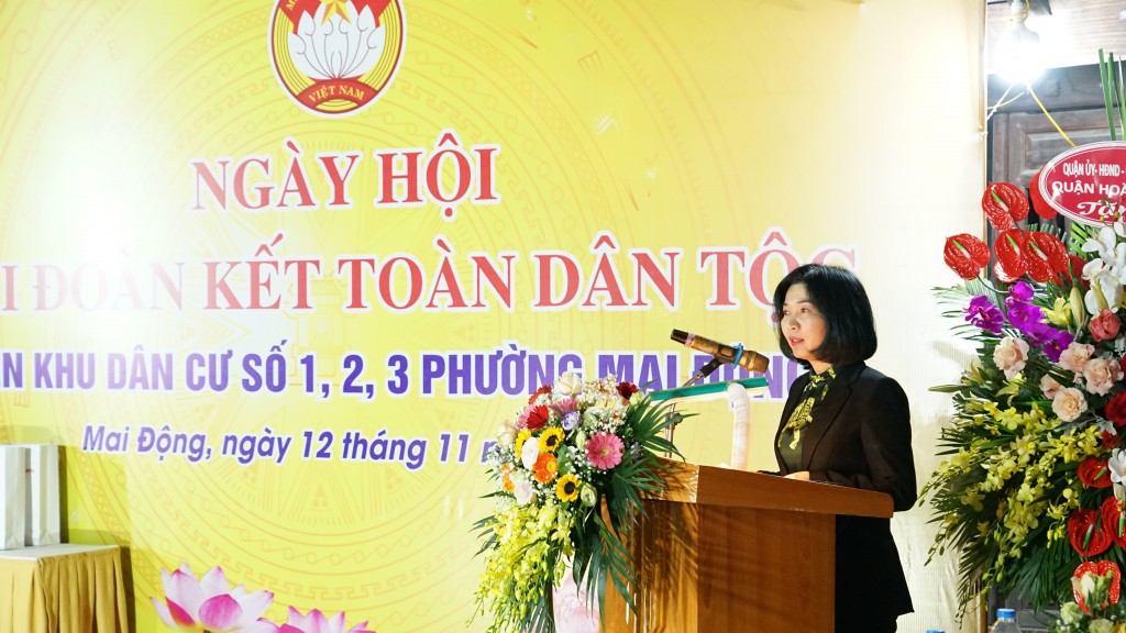 Phó Chủ tịch Thường trực HĐND Phùng Thị Hồng Hà dự Ngày hội Đại đoàn kết toàn dân tộc tại Hoàng Mai