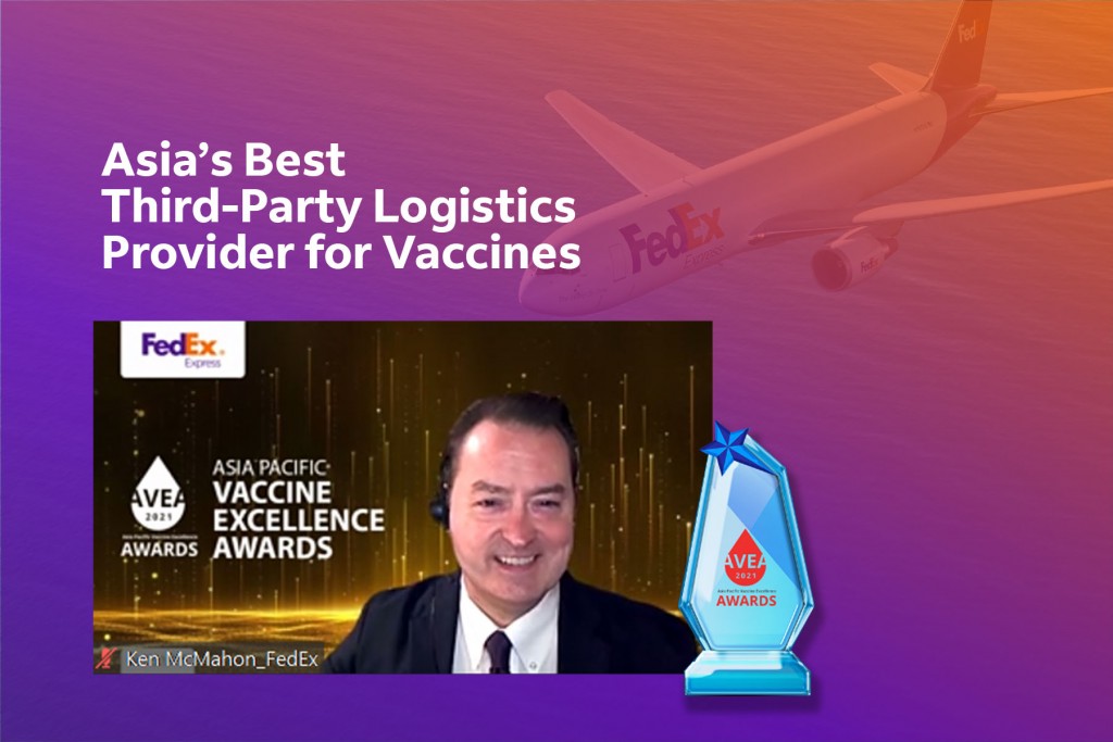 Ông Kenneth McMahon, Giám đốc Điều hành Giải pháp Bán hàng & Dịch vụ Đặc biệt AMEA, thay mặt FedEx Express nhận giải thưởng