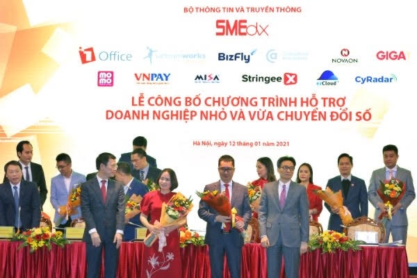 Bộ TT&TT lựa chọn nền tảng Consultant Anywhere cho Chương trình Hỗ trợ doanh nghiệp SMEs chuyển đổi số