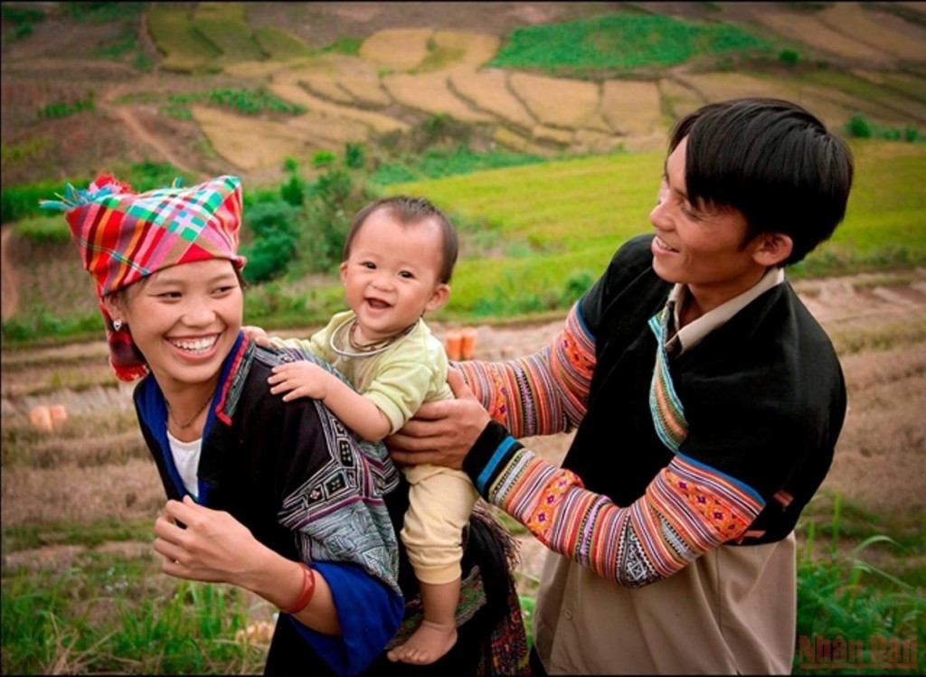 Phát triển toàn diện, nhanh, bền vững vùng đồng bào dân tộc thiểu số