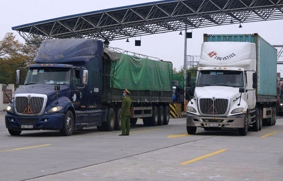 Các địa phương có biện pháp cụ thể thúc đẩy hoạt động sản xuất kinh doanh, lưu thông hàng hóa bảo đảm an toàn phòng chống dịch và tạo thuận lợi cho người dân, doanh nghiệp