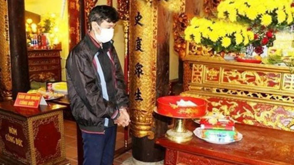 Vĩnh Phúc: Bắt giữ kẻ trộm tiền từ ban thờ tại Tây Thiên