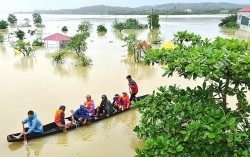 Thủ tướng yêu cầu tập trung khắc phục hậu quả mưa lũ bất thường tại khu vực miền Trung