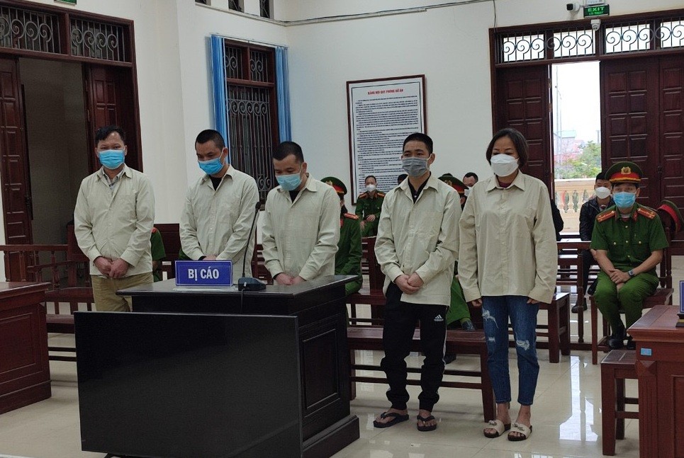 Các bị cáo tại tòa (Nguồn: Công an tỉnh Bắc Giang)