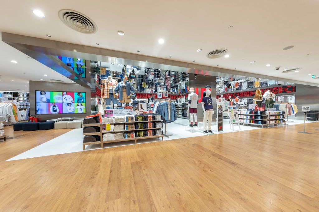 Cửa hàng UNIQLO Saigon Centre sẵn sàng cho ngày khai trương