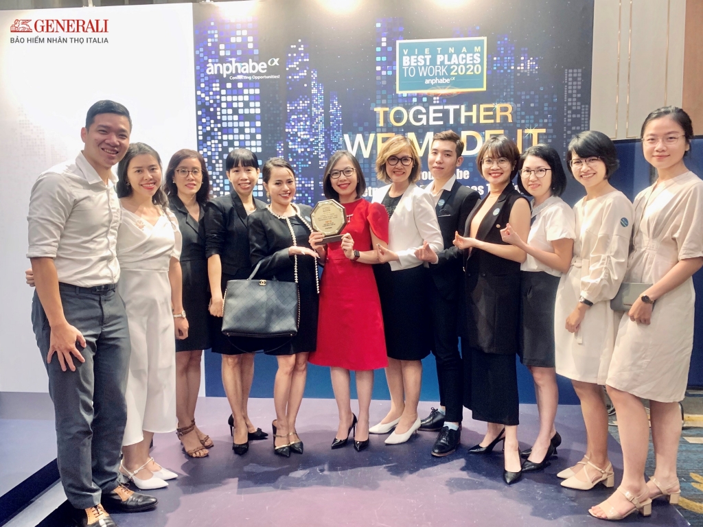 Là một trong “Top 10 Doanh nghiệp có Nguồn nhân lực Hạnh phúc”, Generali nỗ lực xây dựng một môi trường làm việc lý tưởng để đội ngũ nhân sự công ty cảm thấy hứng khởi, hạnh phúc khi làm việc từ đó dễ dàng nâng cao chất lượng phục vụ khách hàng Là một trong “Top 10 Doanh nghiệp có Nguồn nhân lực Hạnh phúc”, Generali nỗ lực xây dựng một môi trường làm việc lý tưởng để đội ngũ nhân sự công ty cảm thấy hứng khởi, hạnh phúc khi làm việc từ đó dễ dàng nâng cao chất lượng phục vụ khách hàng