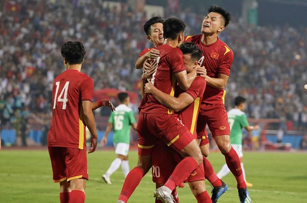 U23 Việt Nam 3-0 U23 Indonesia: Tưng bừng