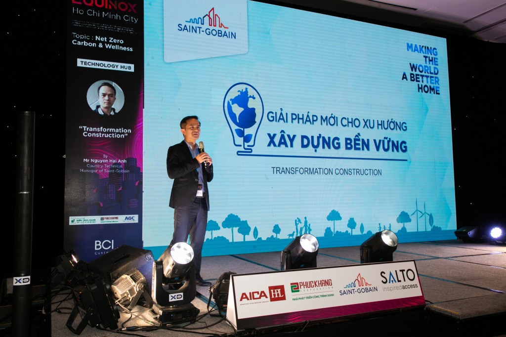 Ông Nguyễn Hải Anh - Trưởng phòng Kỹ thuật toàn quốc Saint-Gobain Việt Nam chia sẻ tại Chuyên mục Technology Hub về Giải pháp mới cho xu hướng xây dựng bền vững