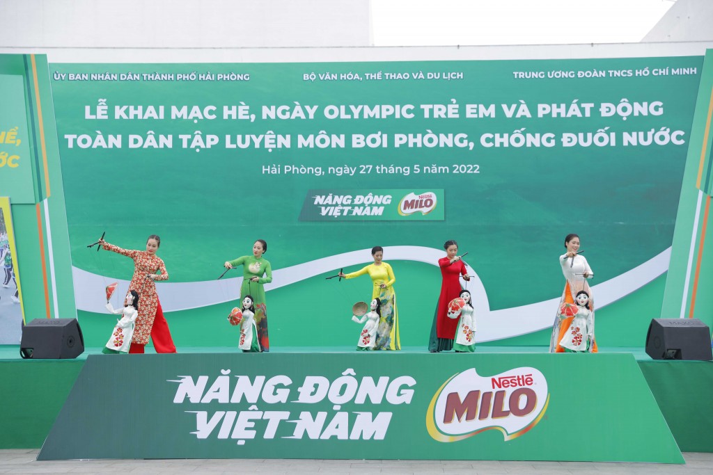 Tiết mục múa rối hoạt cảnh về phòng chống đuối nước của Đoàn Nghệ thuật Múa rối Hải Phòng