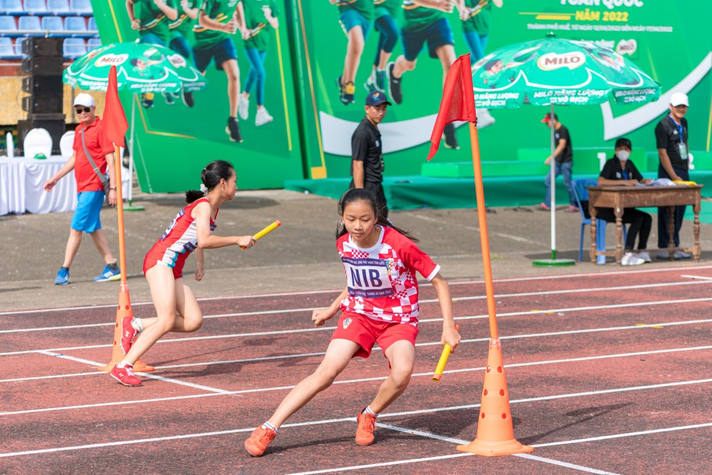Trong hành trình lớn lên của trẻ, thể thao giúp các em nâng cao thể chất và phát triển tầm vóc