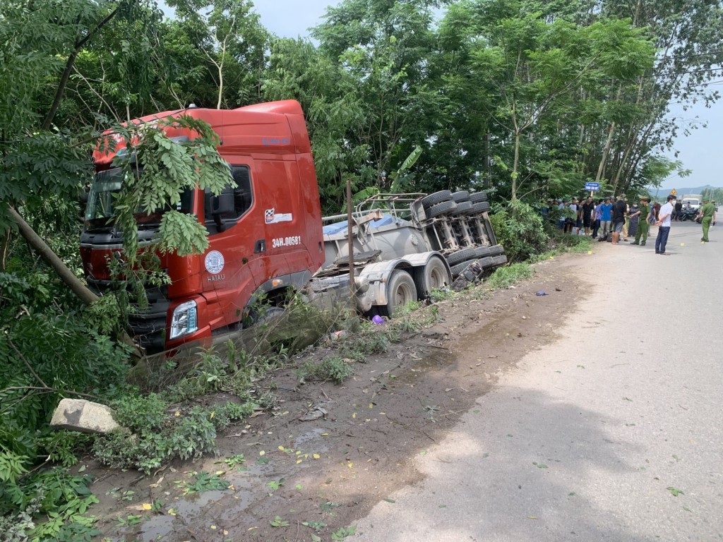      Hiện trường vụ tai nạn