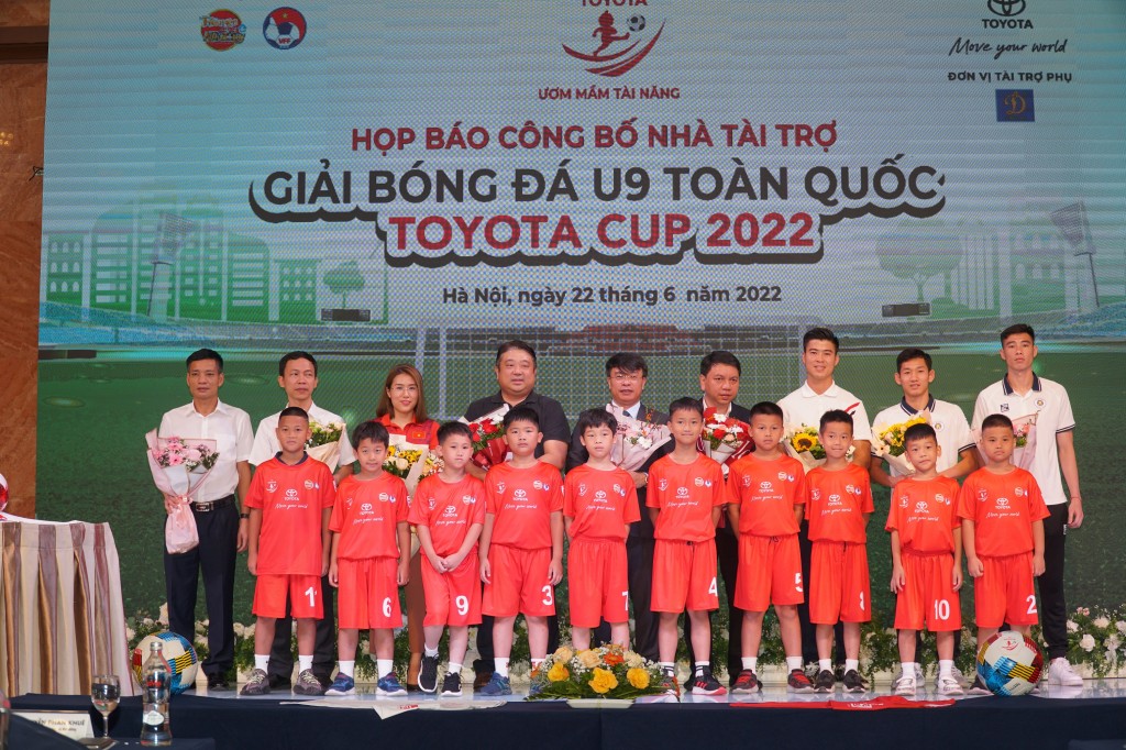 Họp báo công bố nhà tài trợ Giải bóng đá U9 toàn quốc Toyota Cup 2022