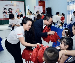 Generali Việt Nam triển khai chương trình “Sinh con, sinh cha” đầu tiên tại miền Trung