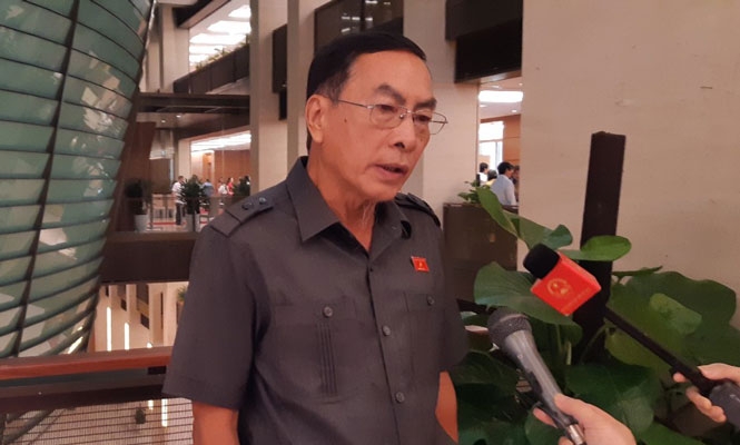 Anh 3 Đại biểu Phạm Văn Hòa (Đoàn Đồng Tháp).