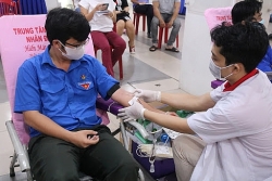 Đẩy mạnh hiến máu tình nguyện trong "bão dịch"