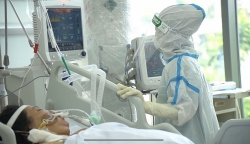 TP HCM: Khẩn cấp xây dựng hệ thống oxy y tế