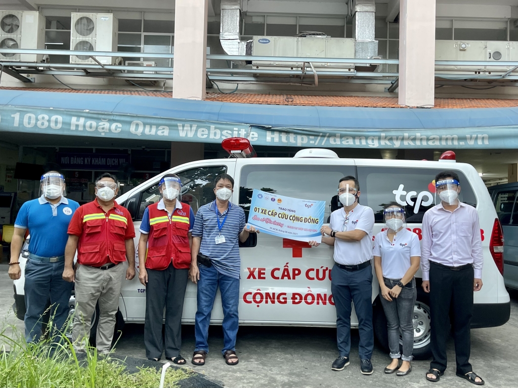 TCPVN đóng góp hơn 2 tỷ đồng cho công tác nghiên cứu, sản xuất và bổ sung thiết bị, vật tư y tế, hỗ trợ đội ngũ tuyến đầu chống dịch Covid-19