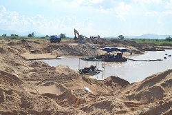 Quảng Nam: Công ty M.E.I "chây ì" đóng cửa mỏ đất tại huyện Núi Thành