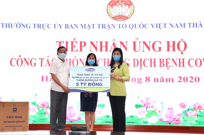 Vinamilk chung tay cùng Chính phủ trong công tác phòng, chống và đẩy lùi dịch bệnh Covid-19