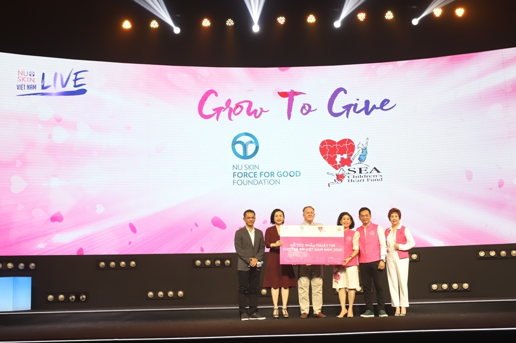 Nu Skin Việt Nam trao tặng hơn 4,6 tỷ đồng cho chương trình “Nhịp tim Việt Nam”