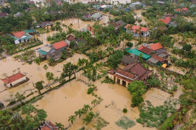 Lũ lụt gây ngập úng ở Huế 