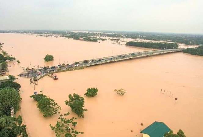 Lũ lụt gây ngập úng ở Quảng Trị