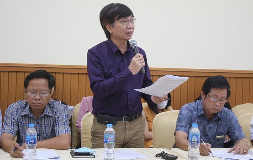 Ông Dương Quang Ngọc, Phó Giám đốc Sở LĐ-TB&XH Trà Vinh đóng góp ý kiến tại Hội thảo.