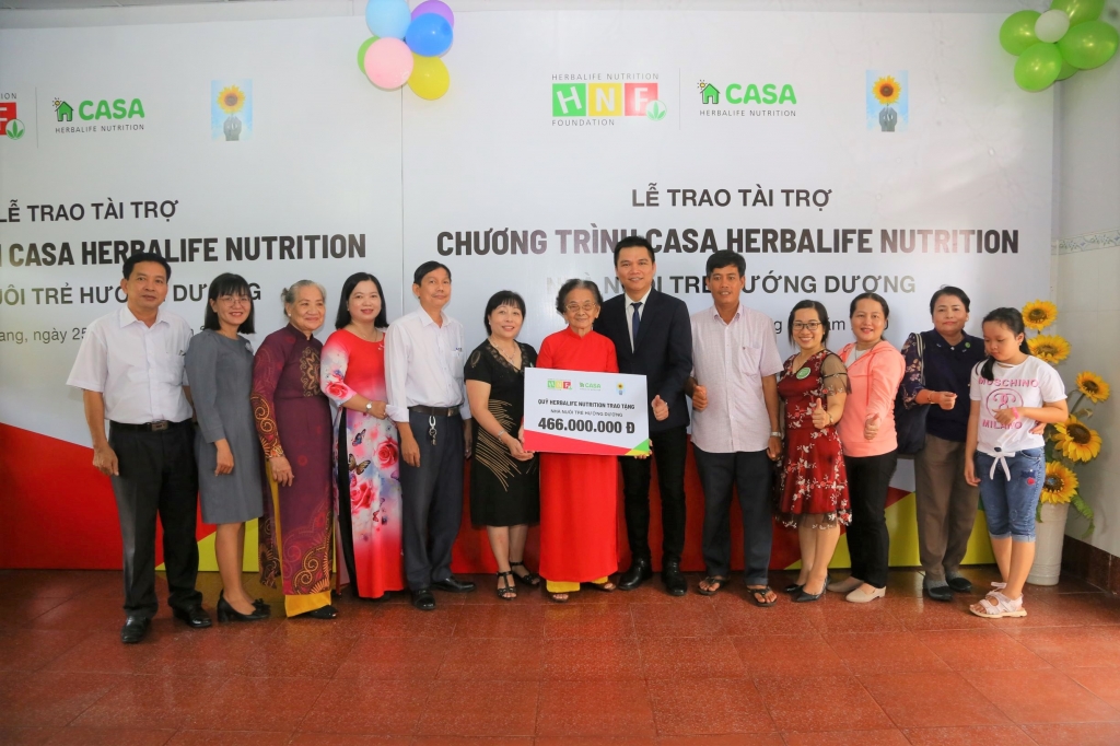 -	Lễ tái ký kết Chương trình Casa Herbalife Nutrition tại Nhà nuôi trẻ Hướng Dương 