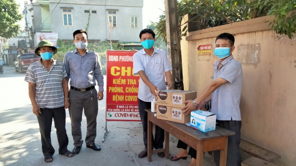 Nestlé Việt Nam đồng hành cùng UBND Thị xã Mỹ Hào hỗ trợ lực lượng tuyến đầu chống dịch tại địa phương