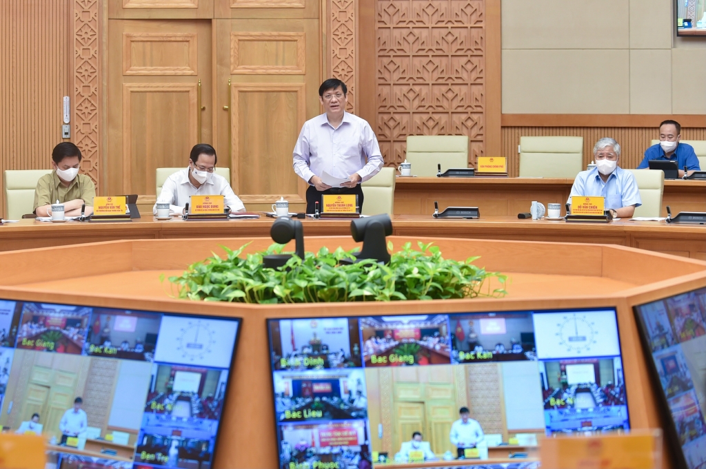 Phát biểu tại cuộc họp, Bộ trưởng Nguyễn Thanh Long cho biết tỷ lệ nhiễm COVID-19 tại TP. Hồ Chí Minh đã giảm rất sâu