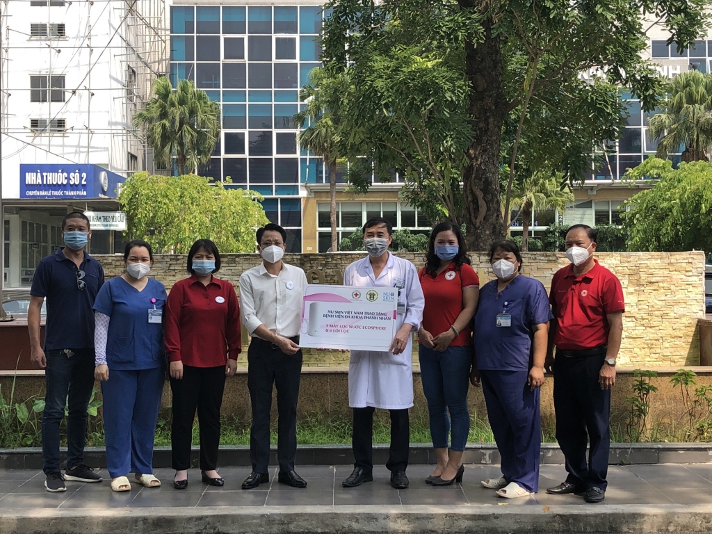 H2-Trao tặng thiết bị lọc nước thông minh Ecosphere cho Bệnh viện Thanh Nhàn
