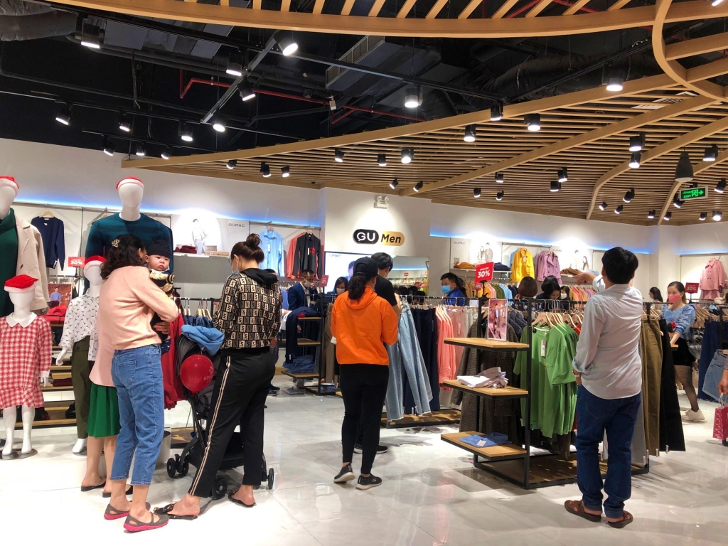 Không gian rộng 1.000m2 mang đến cho khách hàng trải nghiệm đa dạng ngay khu trung tâm mua sắm tại Thủ đô Không gian rộng 1.000m2 mang đến cho khách hàng trải nghiệm đa dạng ngay khu trung tâm mua sắm tại Thủ đô