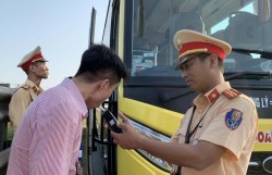 Tăng cường kiểm tra, kiểm soát hoạt động kinh doanh vận tải hành khách