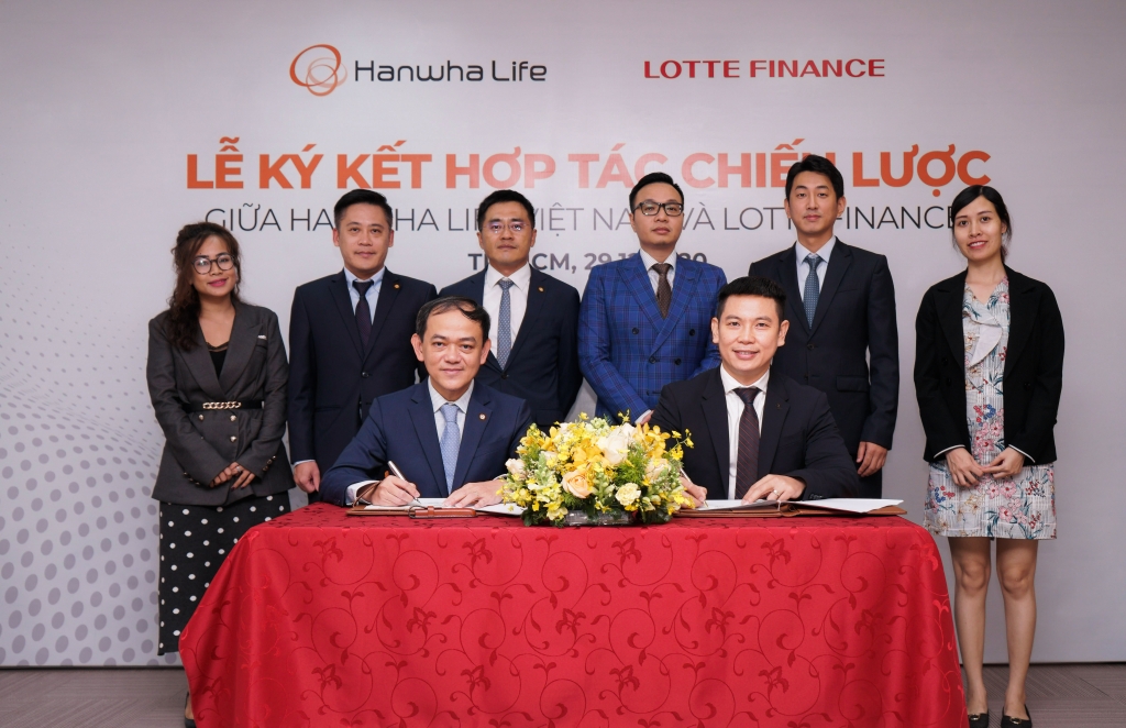  Hanwha Life Việt Nam ký kết hợp tác chiến lược cùng Lotte Finance 