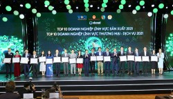 Vinamilk 6 lần liên tiếp được vinh danh Top 10 doanh nghiệp phát triển bền vững nhất Việt Nam