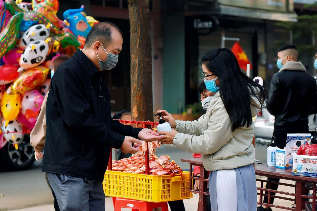 Hà Nội yêu cầu cán bộ không dự các lễ chùa, lễ hội nếu không được phân công