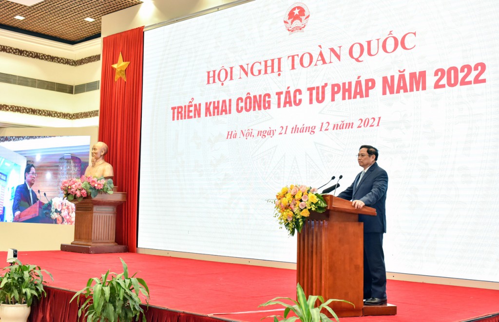 Thủ tướng Phạm Minh Chính: Chống tham nhũng, lợi ích nhóm trong xây dựng thể chế