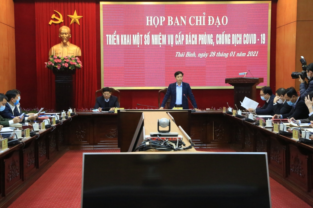 Đồng chí Lại Văn Hoàn Tỉnh ủy viên , Phó chủ tịch UBND tỉnh phát biểu tại 6B8A6832