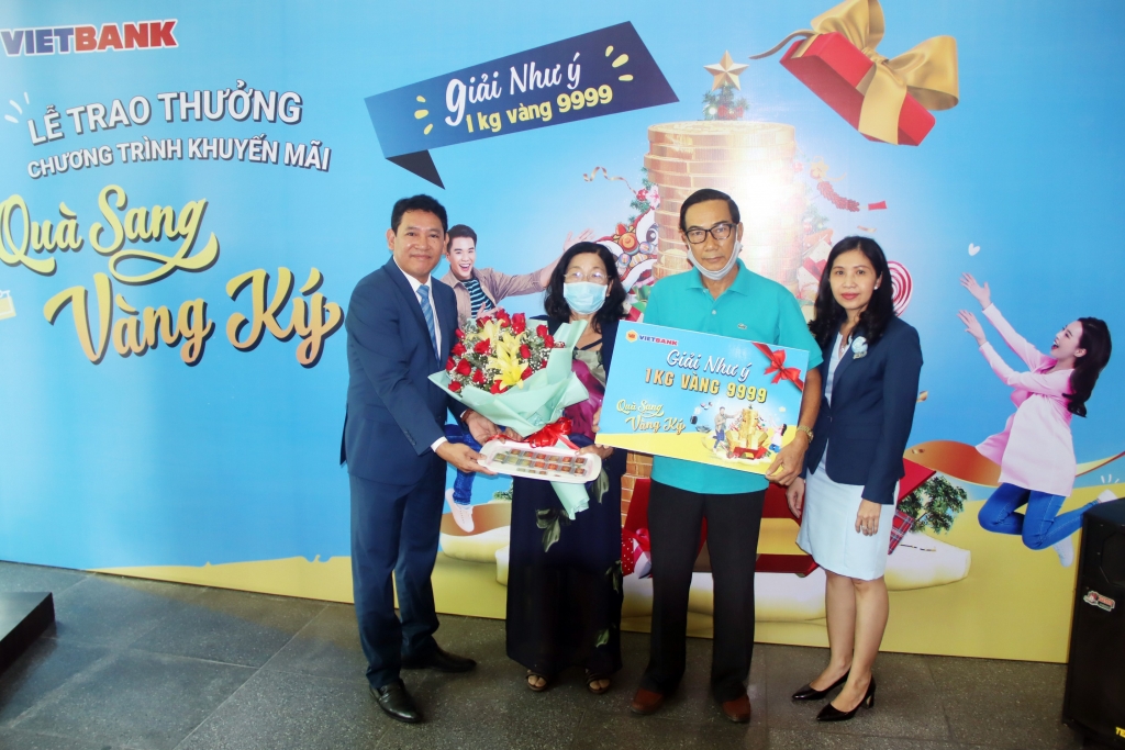 KH Thái thị Kim Tâm trúng giải đăc biệt Quà sang vàng ký-1kg vàng 