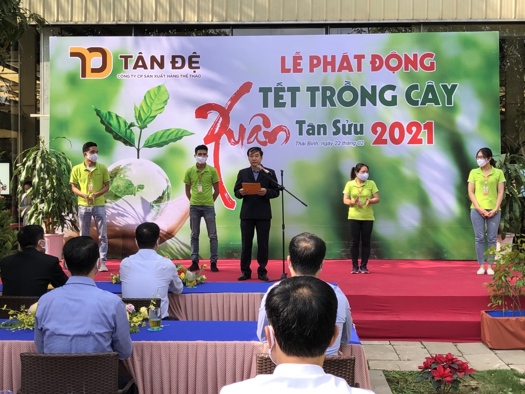 Chủ tịch Công đoàn Trịnh Thanh Định Chủ tịch Công đoàn Trịnh Thanh Định
