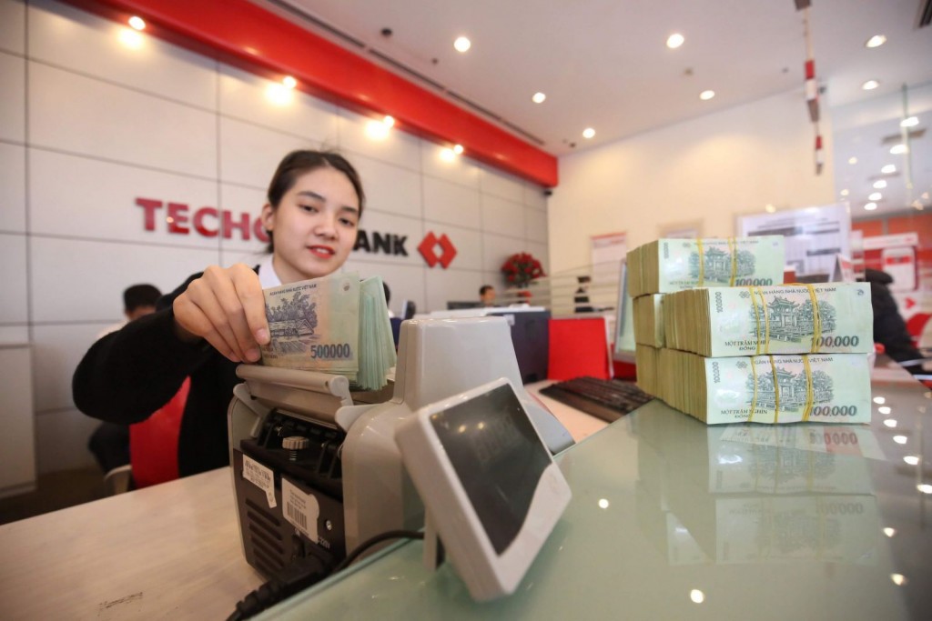 CASA của Techcombank tăng trở lại trong quý II, tỷ lệ an toàn vốn tiếp tục dẫn đầu ngành