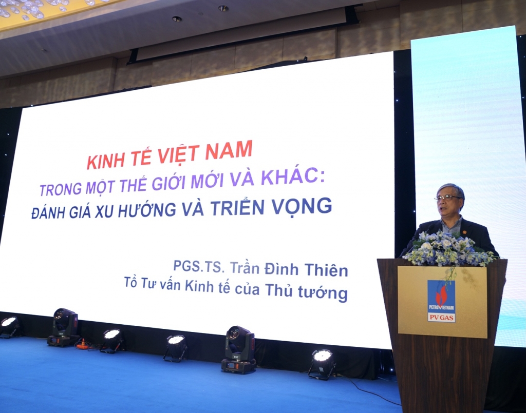 Phần trình bày của PGS, TS Trần Đình Thiên - Thành viên Tổ Tư vấn của Thủ tướng Chính phủ