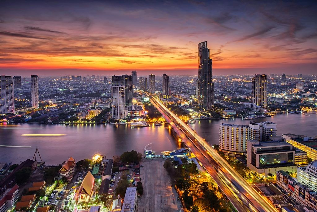 Giá BĐS tại Bangkok hiện đang cao gấp 2 lần tại Việt Nam ở những vị trí cách xa thành phố 25-30km