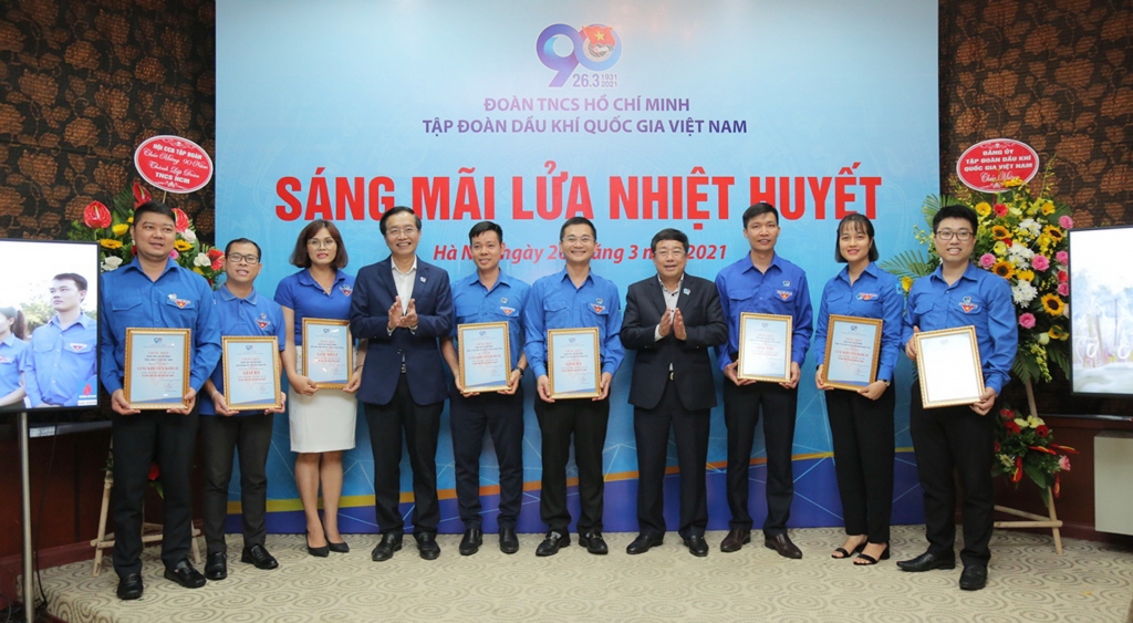 Đoàn Thanh niên PV GAS được tuyên dương và khen thưởng