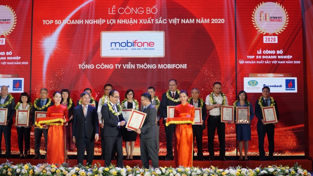 MobiFone được vinh danh trong Top 50 Doanh nghiệp có lợi nhuận xuất sắc nhất Việt Nam năm 2020 