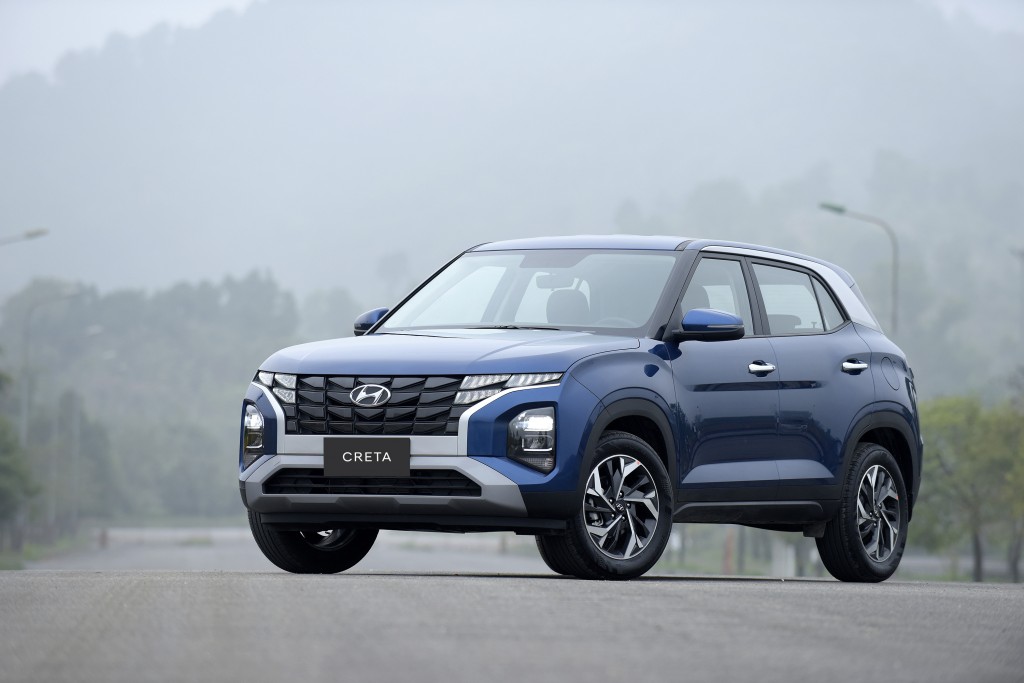 Mẫu xe B-SUV Hyundai Creta giới thiệu ra thị trường từ giữa tháng 3 và bắt đầu giao xe từ 25/3/2022 ghi nhận 54 xe được bàn giao đến tay khách hàng